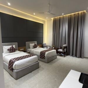 PREMIUM TWIN BED ROOM